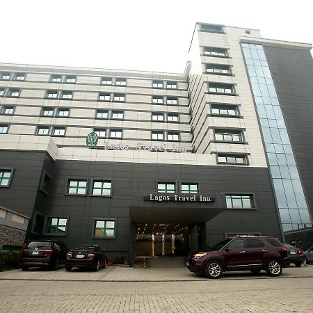 Lagos Travel Inn Ikeja Esterno foto