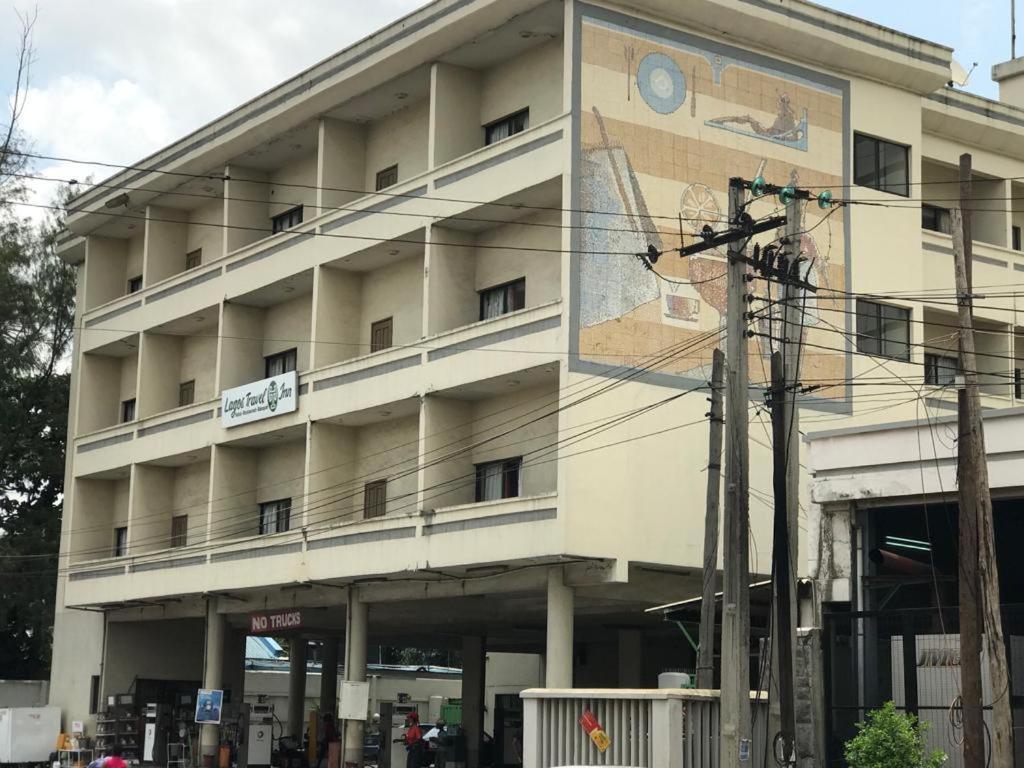 Lagos Travel Inn Ikeja Esterno foto